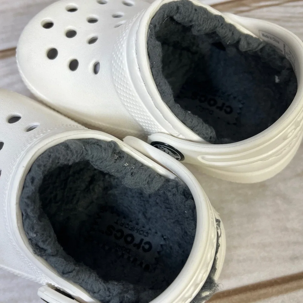 Kids Toddler White Lined Crocs Size C10 Cozy Fur Lined Clogs 4